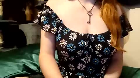 lunathepoet online show from June 2026 07:30:01 AM