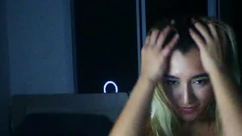 lunavelvvet online show from July 2026 02:51:02 AM