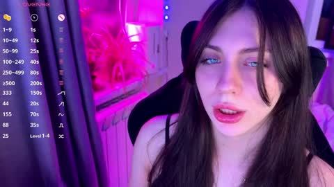 Luna online show from May 2026 10:39:01 PM