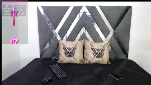 Luna online show from January 2025 04:52:02 PM