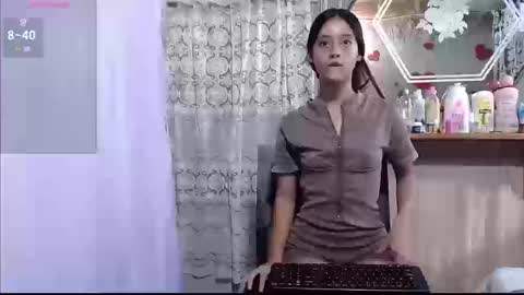 Luna online show from September 2025 09:18:01 PM