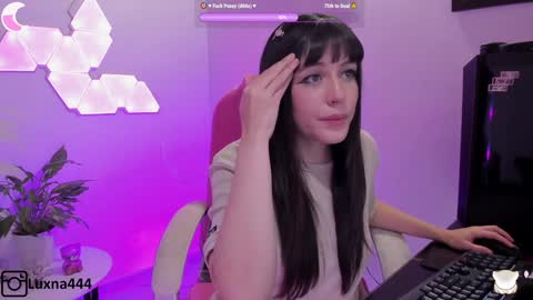   online show from February 2025 11:45:01 PM