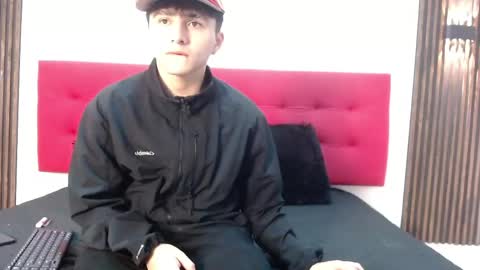 lunaydream online show from April 2026 11:23:01 AM