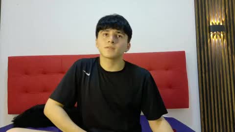 lunaydream online show from April 2026 05:30:01 PM