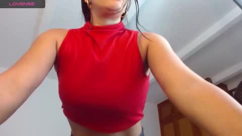 lunayois02 online show from January 2025 02:49:01 AM