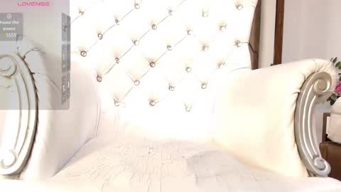 Snapshot of lunitadiva chatting on January 2025 12:18:01 PM lunitadiva online show from January 2025 12:18:01 PM