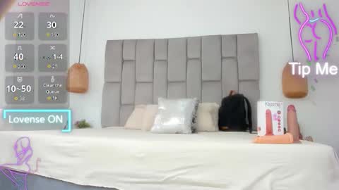 Snapshot of lunitadiva chatting on October 2025 04:27:01 PM lunitadiva online show from October 2025 04:27:01 PM