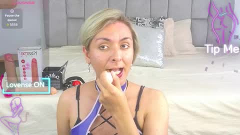 Snapshot of lunitadiva chatting on October 2025 06:58:02 PM lunitadiva online show from October 2025 06:58:02 PM