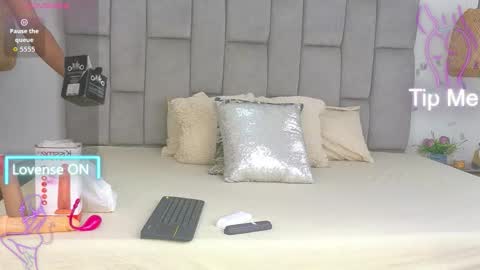 Snapshot of lunitadiva chatting on November 2025 01:24:03 PM lunitadiva online show from November 2025 01:24:03 PM