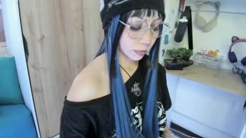 lunivyra online show from July 2026 03:22:01 PM