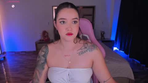 LUNA ROSE online show from May 2026 02:41:01 AM