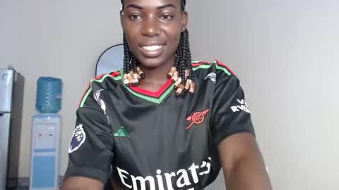 luo_queen online show from March 2026 07:01:02 AM