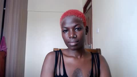 luo_queen online show from June 2026 09:25:02 AM