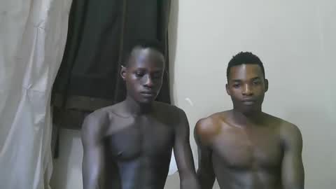 luoislove online show from December 2025 08:18:02 PM