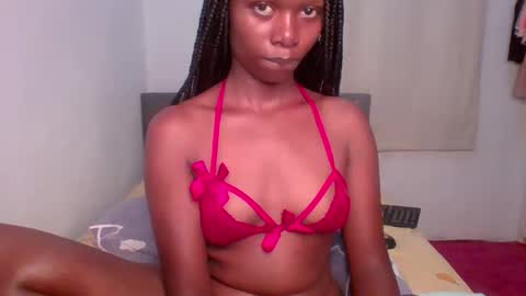 Snapshot of luscious_cuvy chatting on April 2026 02:38:02 AM luscious online show from April 2026 02:38:02 AM