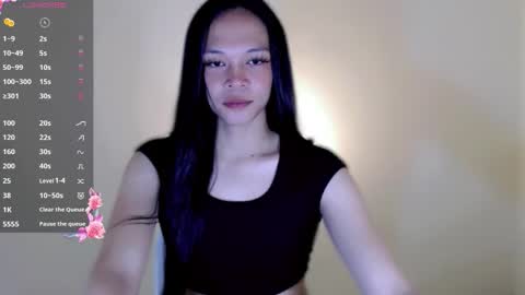 Maxie online show from November 2025 09:31:02 AM