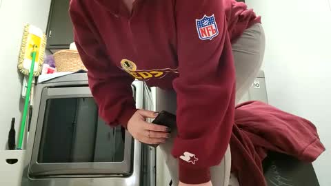 .Clarissa. Follow me on Instagram   miss buns  online show from December 2024 10:56:02 AM