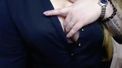 Hailey online show from January 2025 11:22:01 PM