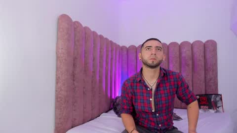 Lushian And Luna online show from March 2026 04:35:01 PM