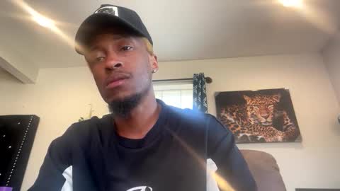 Snapshot of lust_j chatting on November 2025 09:05:02 PM LUST online show from November 2025 09:05:02 PM