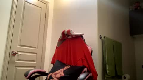 Snapshot of lustforlola chatting on December 2024 04:37:02 AM LOLA online show from December 2024 04:37:02 AM