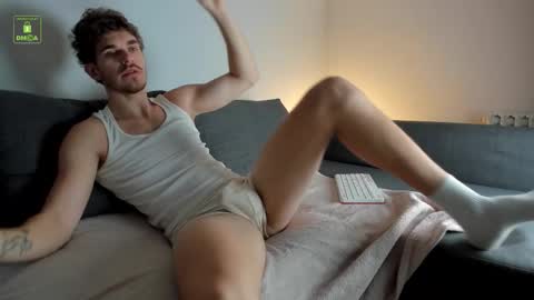 lustfullooking online show from November 2025 06:02:02 AM