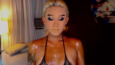 Snapshot of lustfulltrans chatting on June 2026 01:36:02 AM AdriannaFowks online show from June 2026 01:36:02 AM