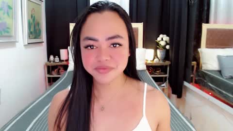 Trina online show from January 2025 01:41:01 AM