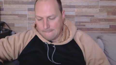lustonfan online show from May 2026 12:00:01 PM