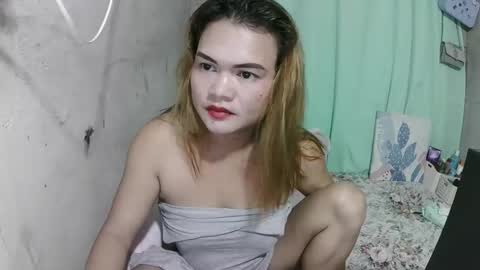 Flora Mae online show from May 2026 01:17:02 PM