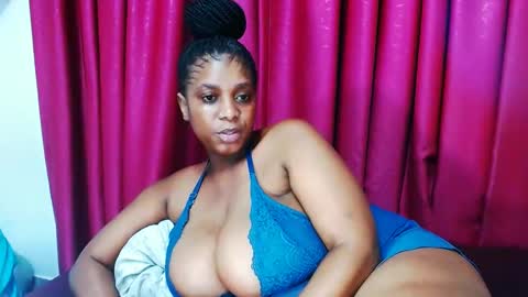 Snapshot of lustydesirex chatting on December 2024 06:06:02 PM lustydesirex online show from December 2024 06:06:02 PM