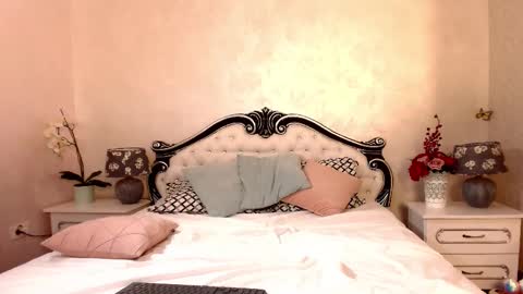 Snapshot of lustyrosee chatting on January 2025 12:33:01 AM Rose online show from January 2025 12:33:01 AM