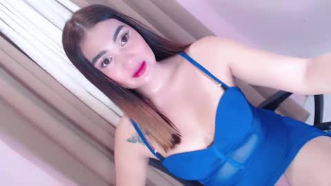 lustyseraphina online show from November 2025 04:07:02 PM