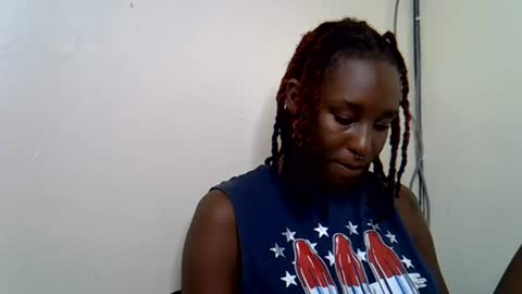 lutino_lovebirds online show from July 2026 05:54:02 AM