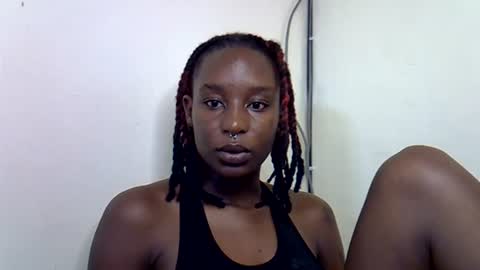 lutino_lovebirds online show from July 2026 06:04:02 AM