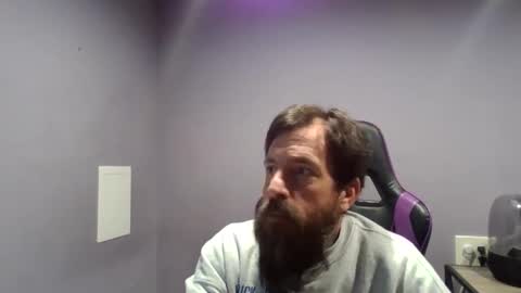 Snapshot of luv2likslit611455 chatting on November 2025 09:17:02 AM Luv2likslit online show from November 2025 09:17:02 AM