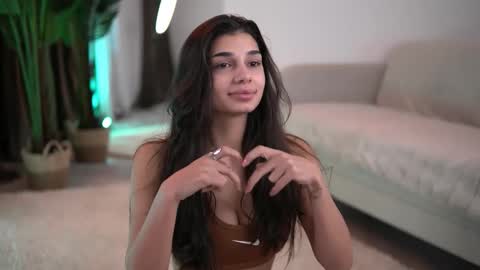 Caprice online show from November 2025 11:21:01 AM