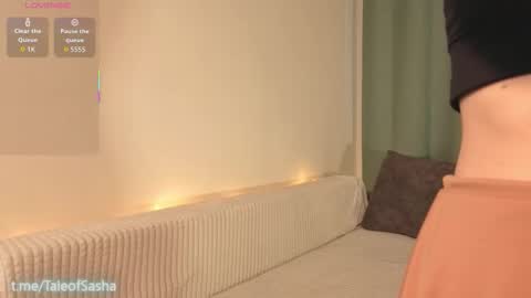 Sasha online show from October 2025 09:10:02 AM