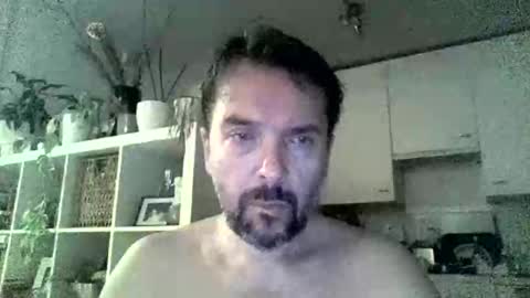 Luvly online show from November 2025 09:59:02 PM