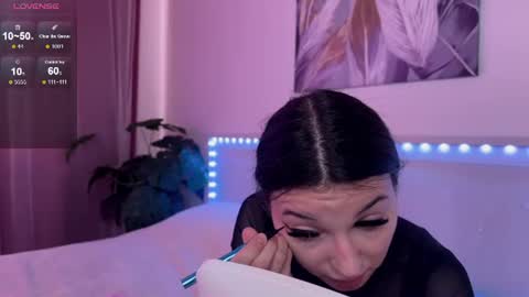 Snapshot of luvlyveronica chatting on July 2026 09:40:01 AM Veronica online show from July 2026 09:40:01 AM