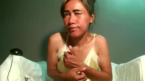 Bee Bee online show from May 2026 02:45:01 PM