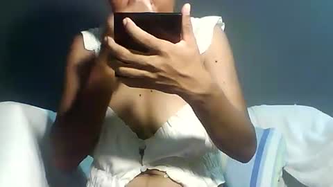 Bee Bee online show from June 2026 02:37:02 AM