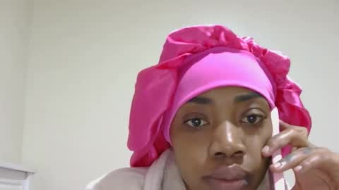 Snapshot of luvvroyale chatting on November 2025 07:14:01 PM luvvRoyale online show from November 2025 07:14:01 PM