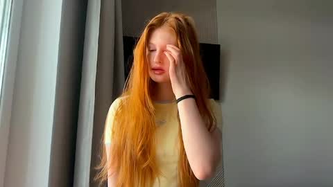 Snapshot of lux_angel chatting on May 2026 12:16:02 AM lux_angel online show from May 2026 12:16:02 AM