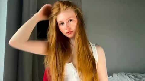 Snapshot of lux_angel chatting on May 2026 12:41:02 AM lux_angel online show from May 2026 12:41:02 AM