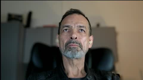 Im a   -  CAMGUY YOU  LIKE to FUCK online show from November 2025 07:23:01 PM