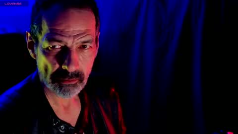 Im a   -  CAMGUY YOU  LIKE to FUCK online show from April 2026 11:13:01 PM