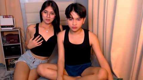 Snapshot of lux_white chatting on February 2025 12:32:01 AM queen lux online show from February 2025 12:32:01 AM