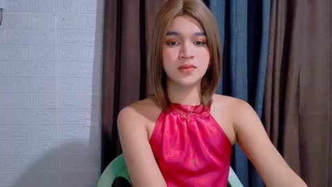 Snapshot of lux_white chatting on February 2026 01:09:02 AM queen lux online show from February 2026 01:09:02 AM