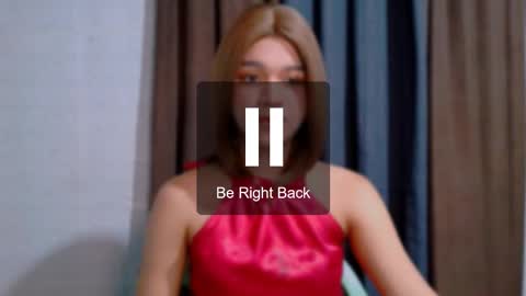 Snapshot of lux_white chatting on February 2026 07:18:01 PM queen lux online show from February 2026 07:18:01 PM